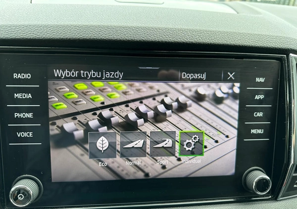 Skoda Karoq cena 125900 przebieg: 25500, rok produkcji 2022 z Sępólno Krajeńskie małe 562